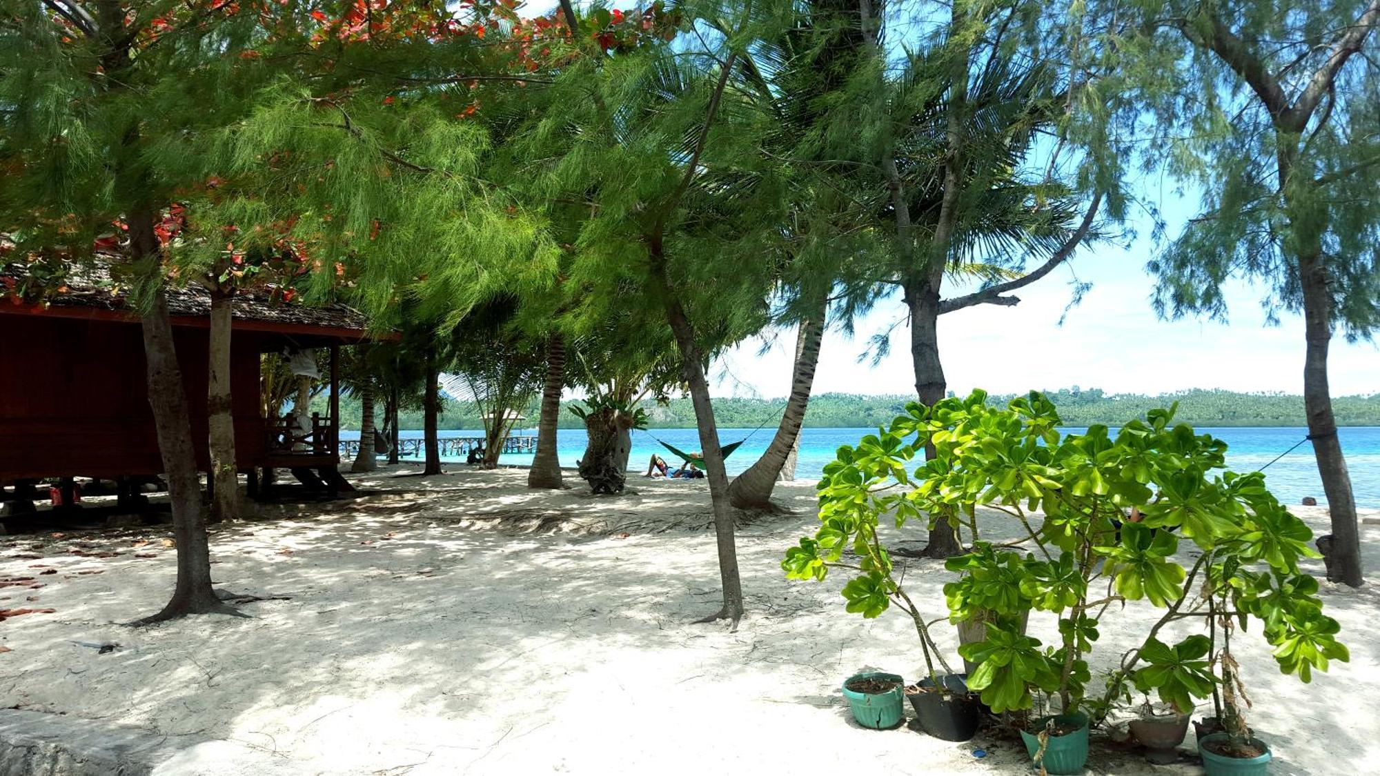 Bolilanga Island Resort - Togean Island Angkayo Exterior photo