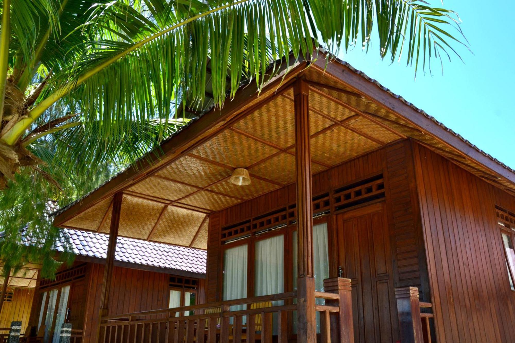 Bolilanga Island Resort - Togean Island Angkayo Exterior photo